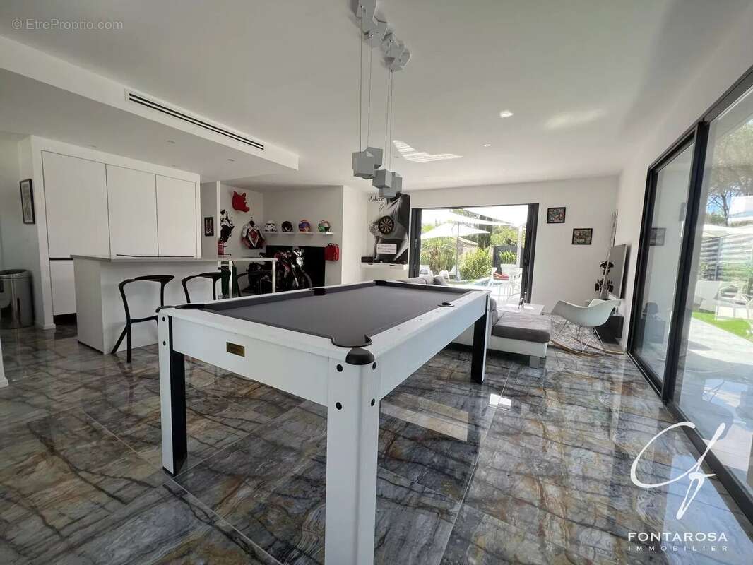 Maison à PUGET-SUR-ARGENS