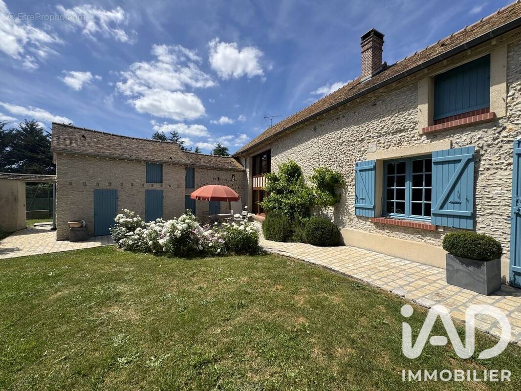 Photo 1 - Maison à ANET