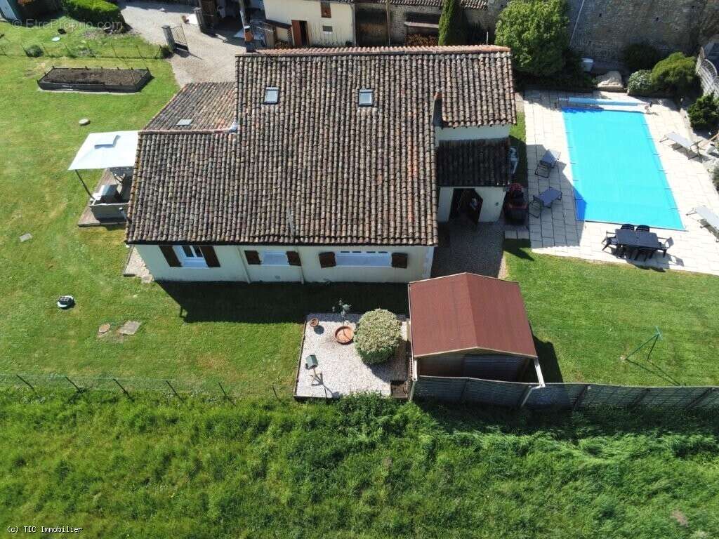 Maison à SAUZE-VAUSSAIS