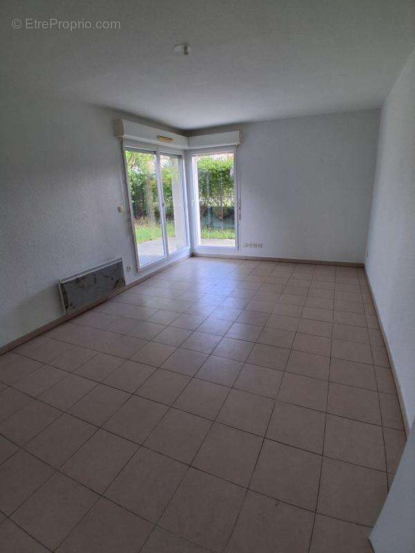 Appartement à BELIN-BELIET