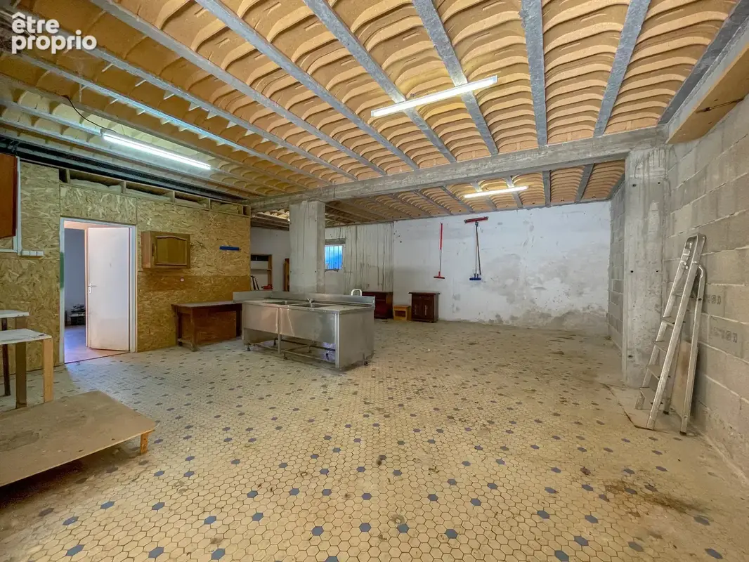 Maison mitoyenne à fort potentielle - photo 14
