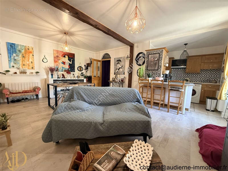 Appartement à AUDIERNE