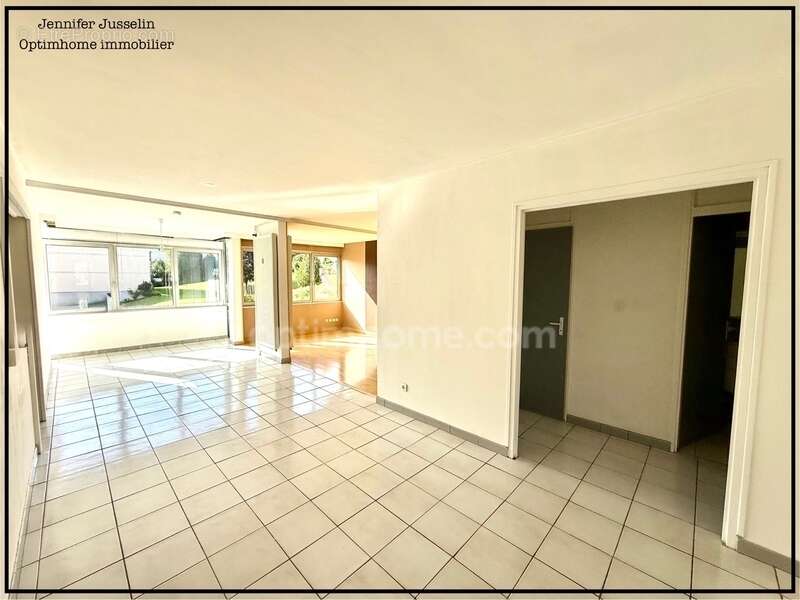 Appartement à LA ROCHE-SUR-FORON