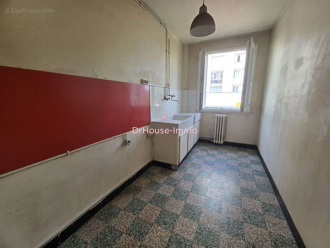 Appartement 47 m² à Colombes  - photo 3