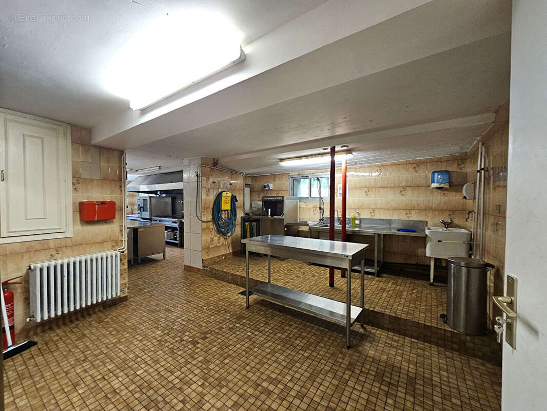Appartement à LE MAYET-DE-MONTAGNE