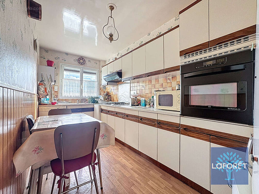 Appartement à CHILLY-MAZARIN