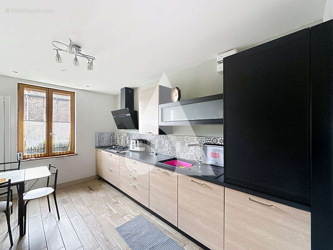 Maison à BRUILLE-SAINT-AMAND