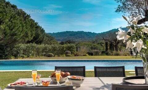Maison 330 m² à Ramatuelle  - photo 3
