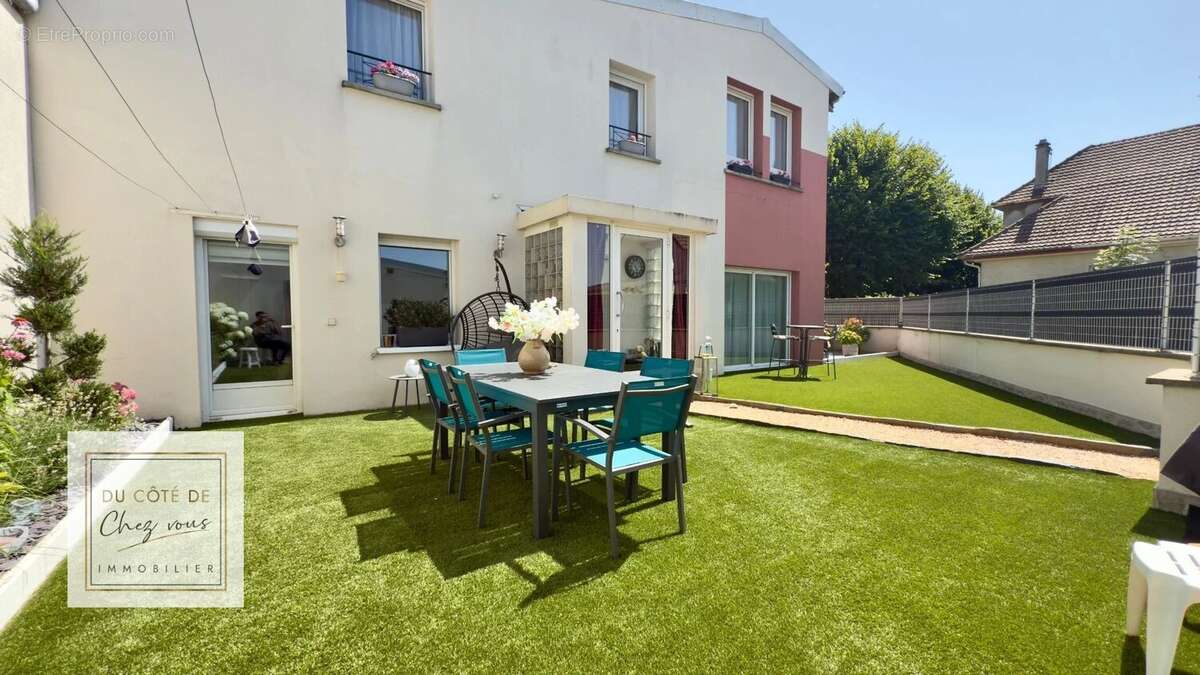 Appartement à SAINT-ANDRE-LES-VERGERS