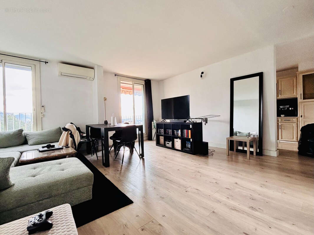 Appartement à MARSEILLE-13E
