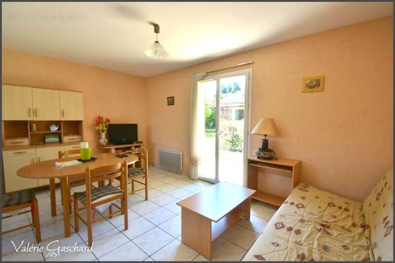 Maison à SAINT-SEURIN-SUR-L&#039;ISLE