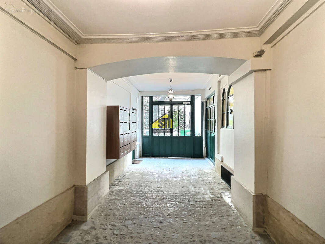 Appartement à PARIS-6E