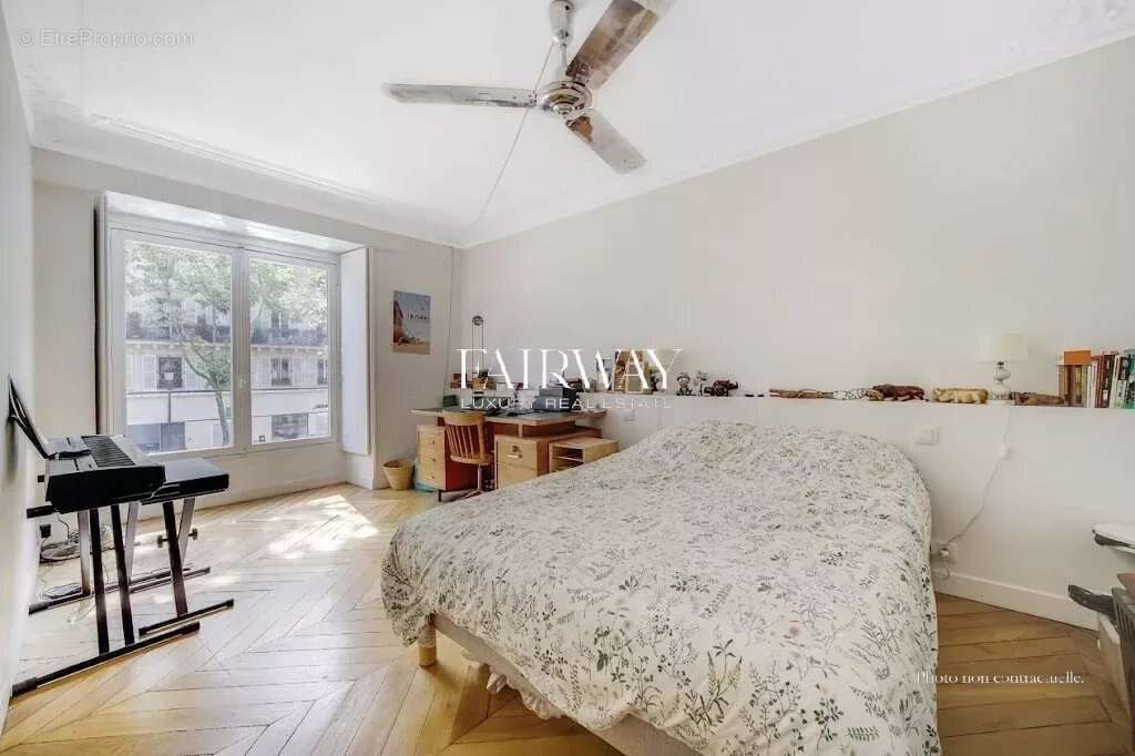 Appartement à PARIS-10E