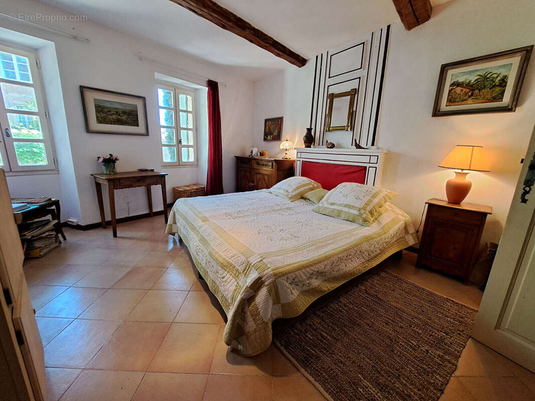 Maison à LE BARROUX