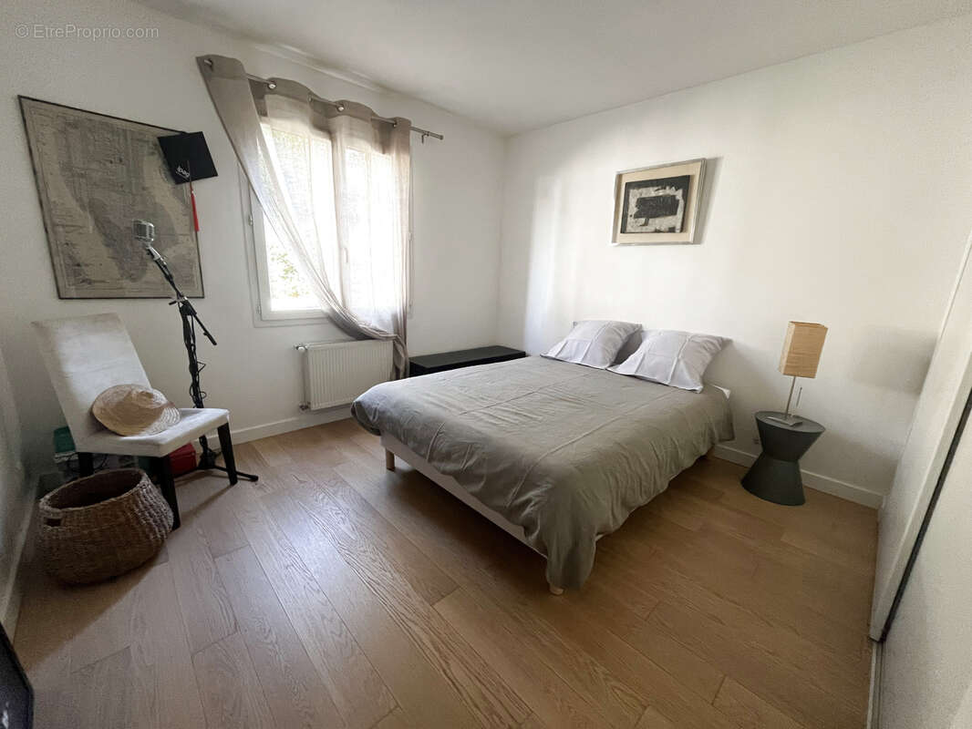 Appartement à LA COLLE-SUR-LOUP