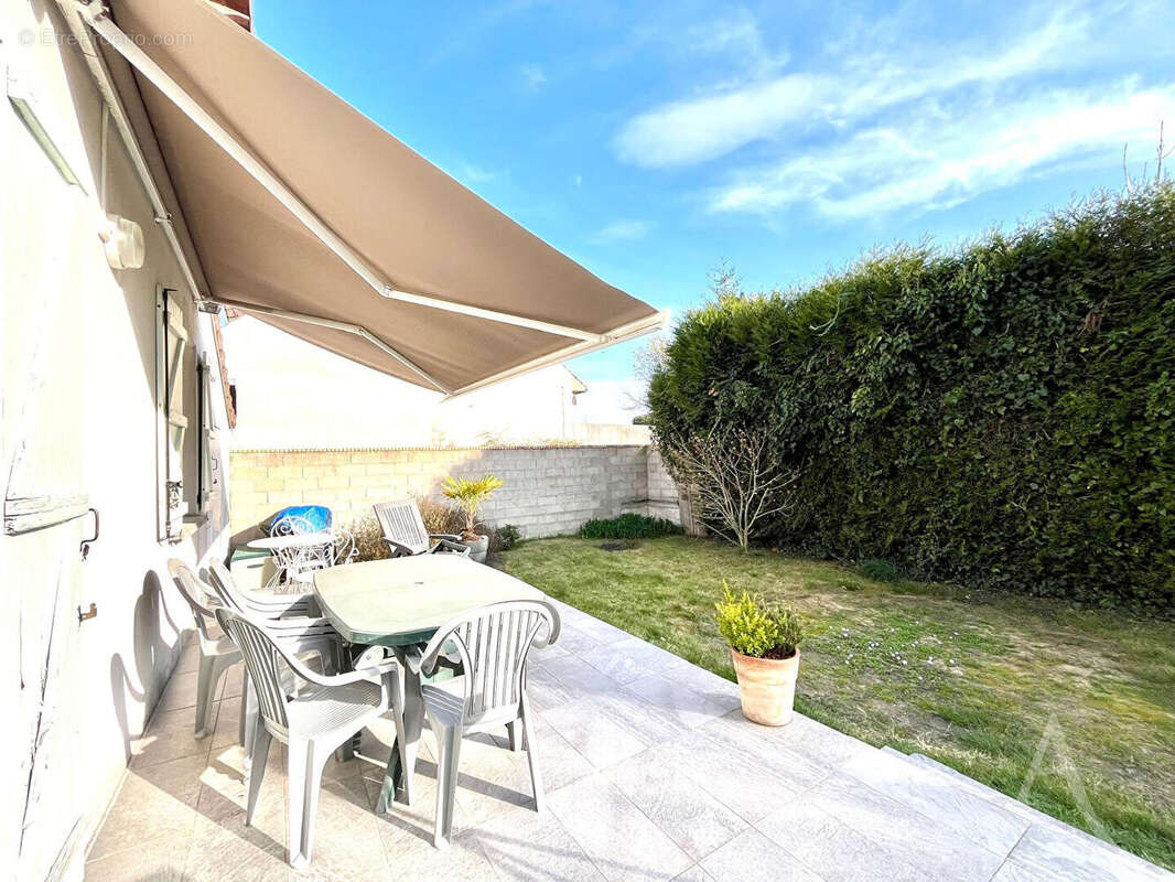 Maison à LIVRY-GARGAN