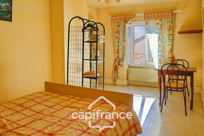 Appartement à PASLIERES