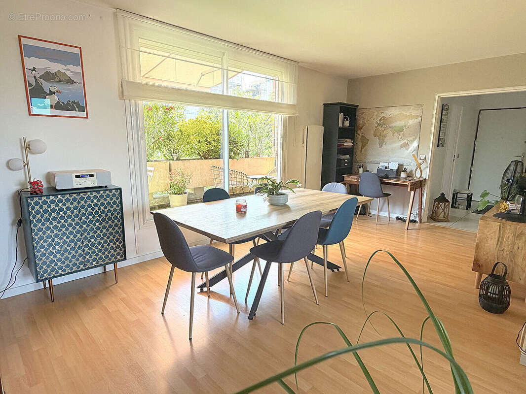 Appartement à MONTIGNY-LE-BRETONNEUX
