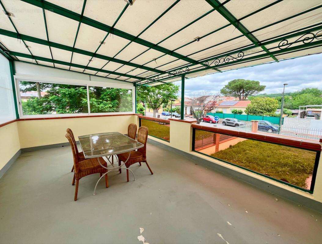 Maison à BRUGUIERES