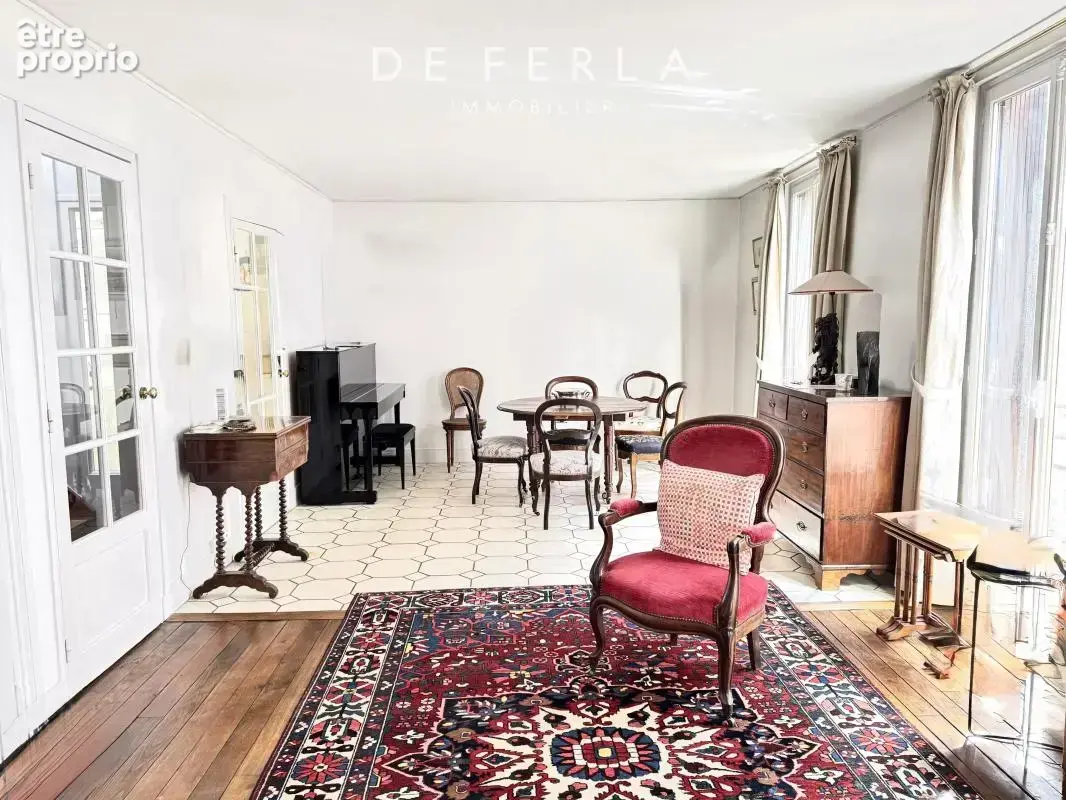 Paris XIVème - Rue Beaunier - Appartement familial lumineux et calme à rénover - photo 2