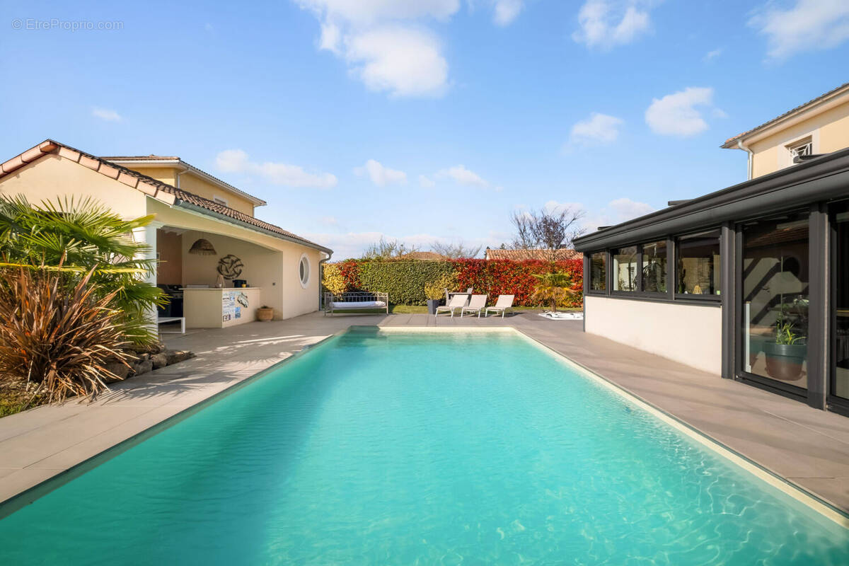 Photo 1 - Maison à CHASSE-SUR-RHONE