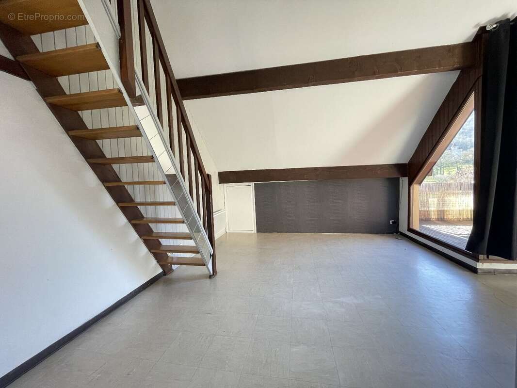 Appartement à DUINGT