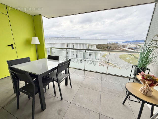 Appartement à SAINT-GENIS-POUILLY
