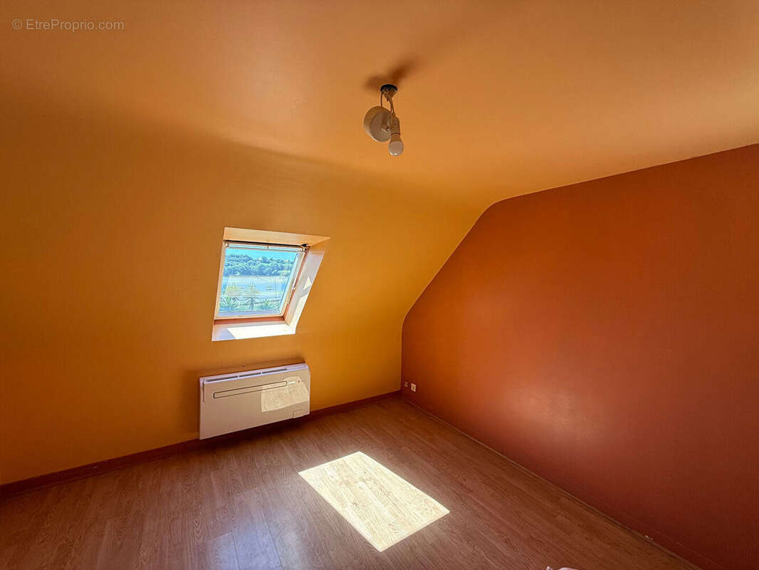 A vendre. Maison au pont de la corde à Henvic - photo 8
