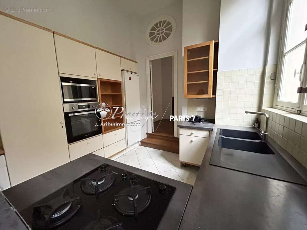 Appartement à PARIS-4E