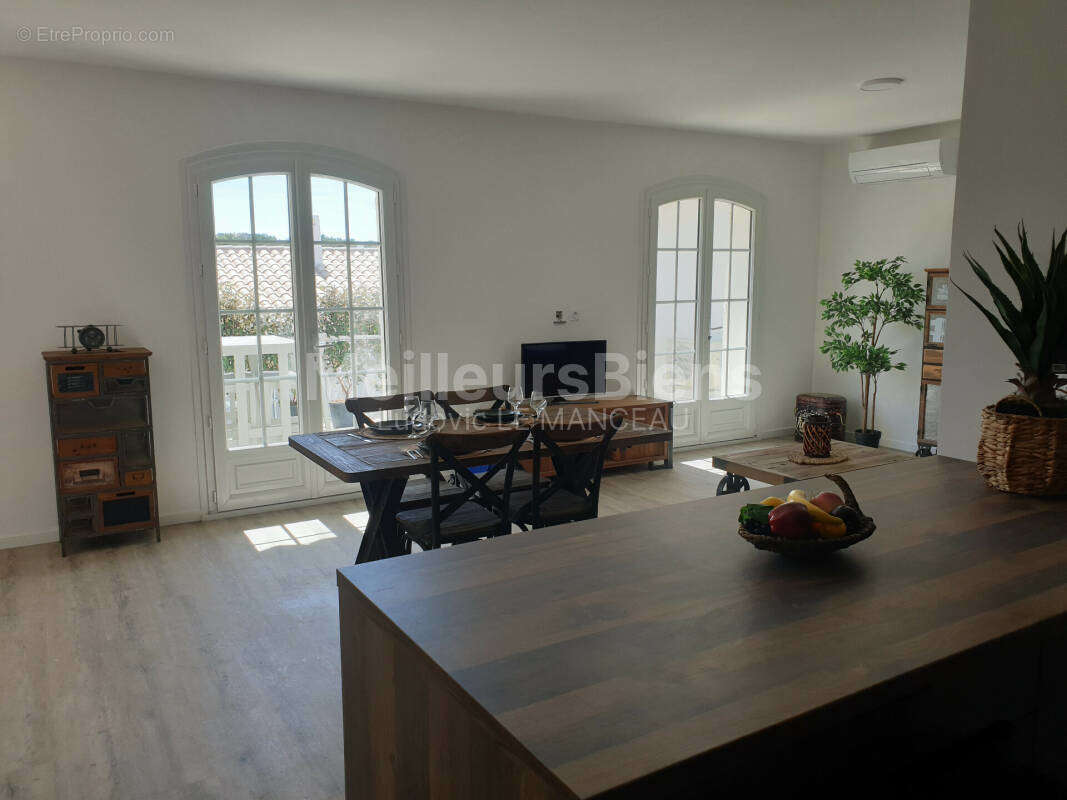 Appartement à LANCON-PROVENCE