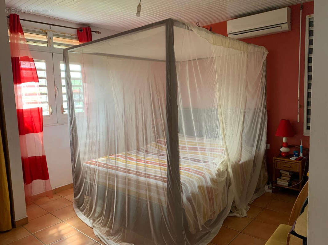 A Vendre Villa T4 bis Lamentin - photo 8