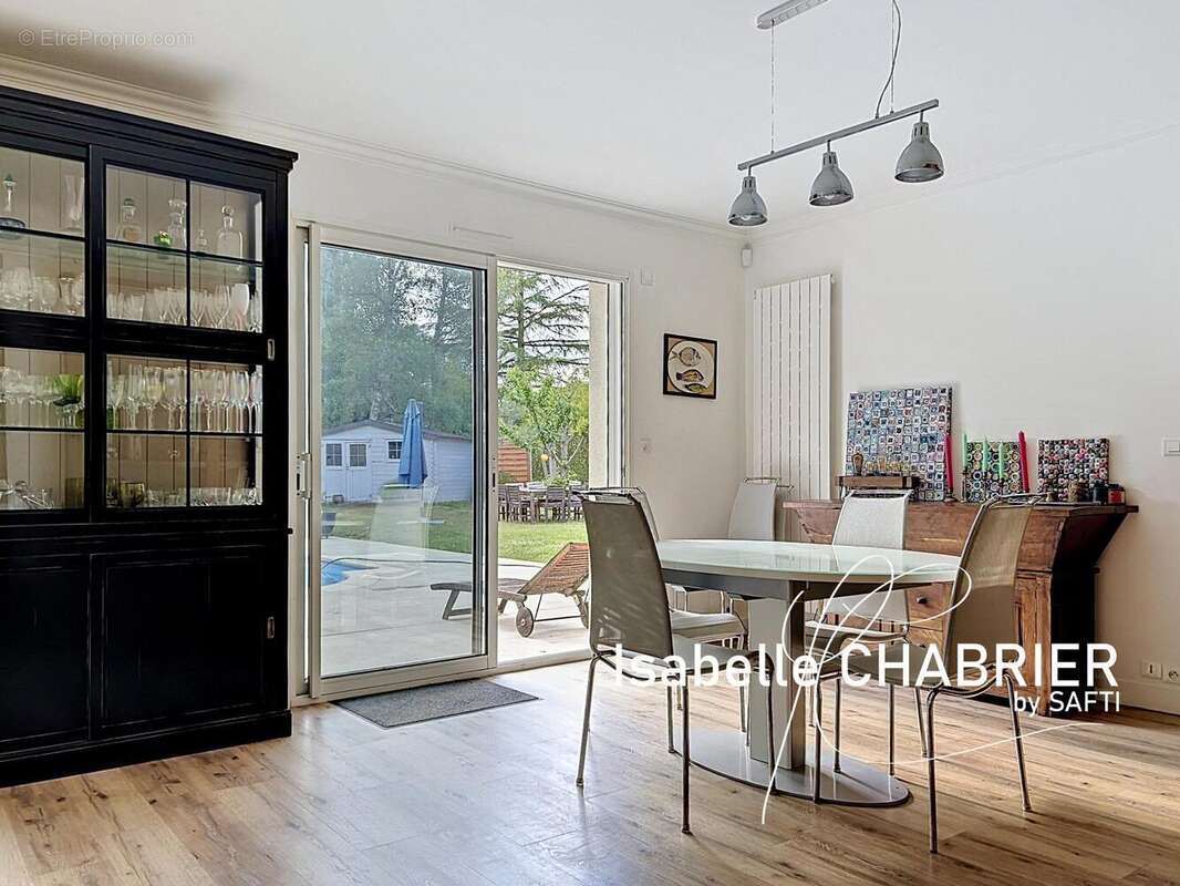Maison 239 m² à Chaumont-D'anjou  - photo 6