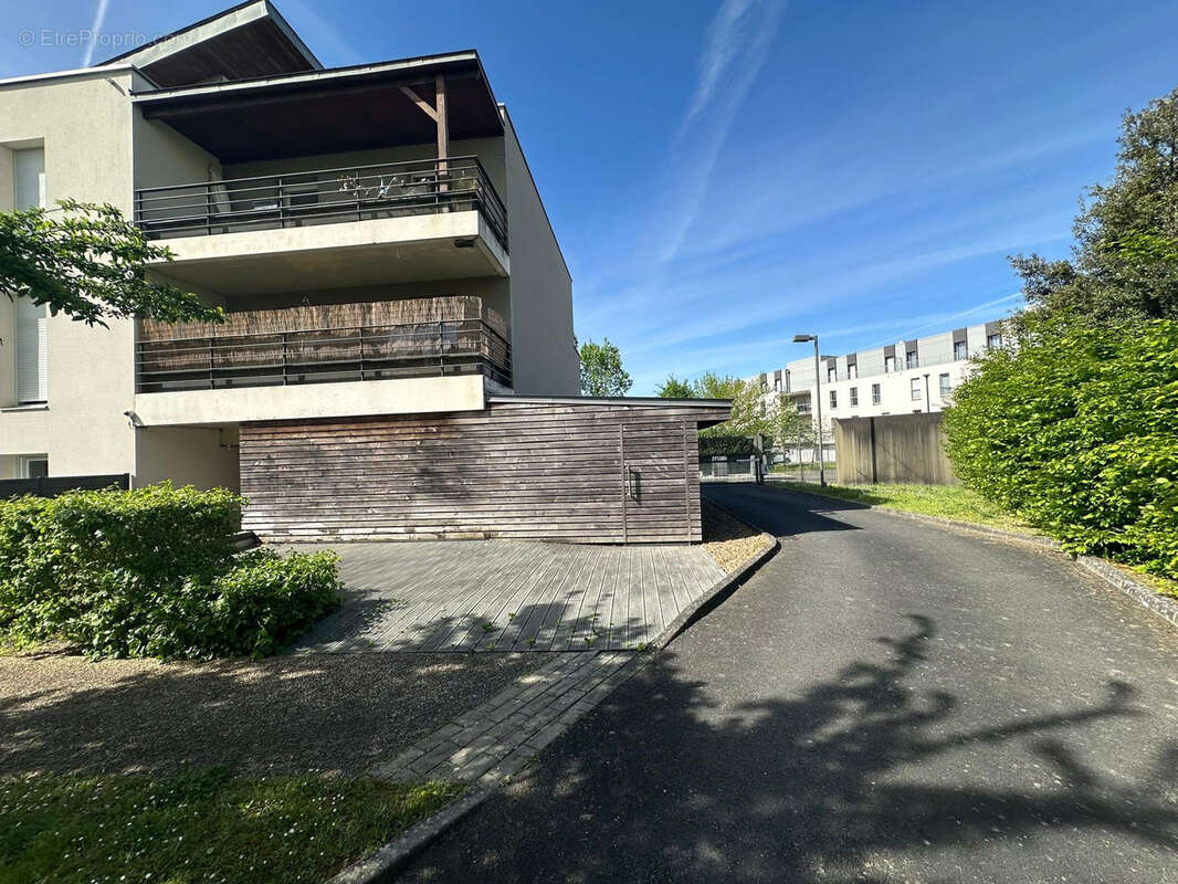 A vendre Tours nord T3 avec deux terrasses et stationnement en sous-sol - photo 9