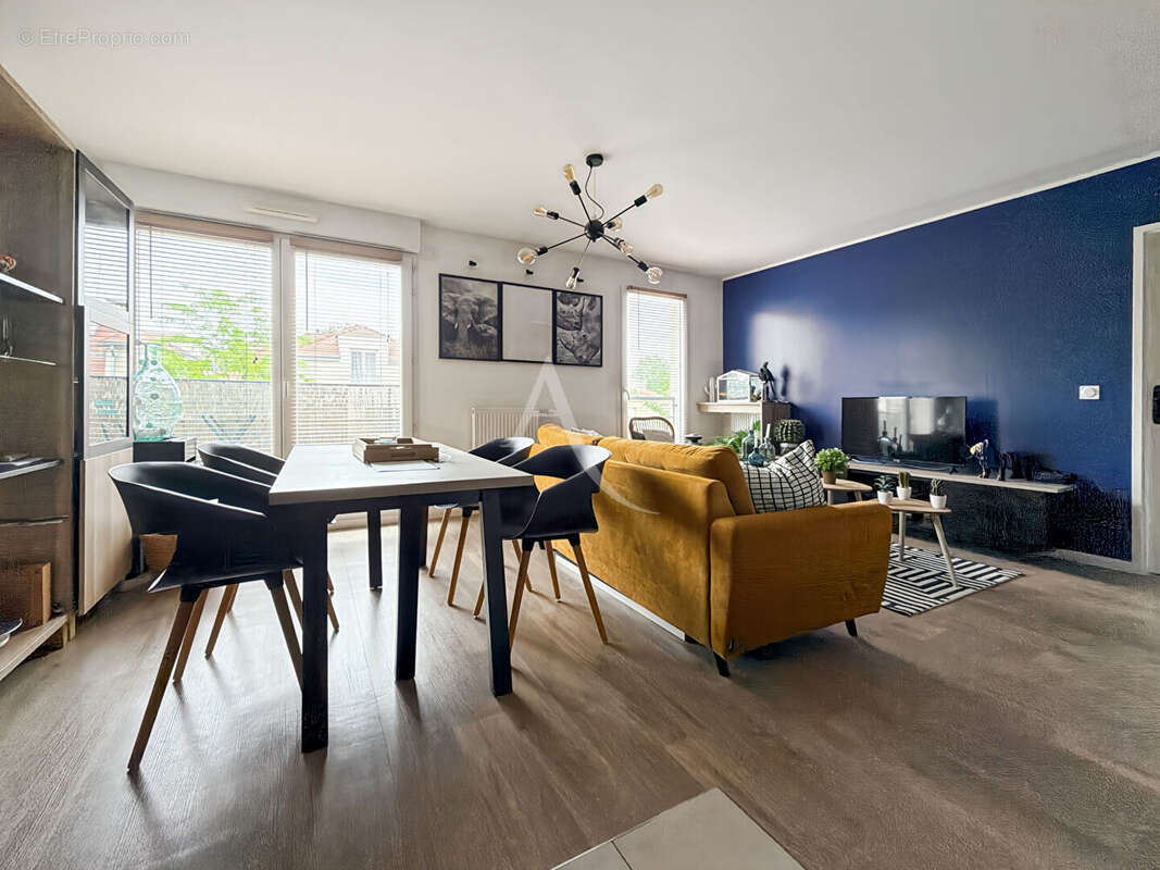 Appartement à VAUREAL