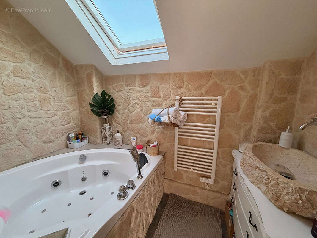 Appartement à NOGENT-SUR-MARNE