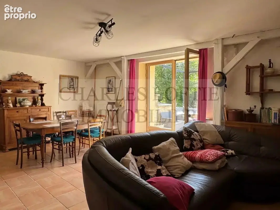 Charmante maison de village de 5 chambres avec piscine, au cœur d’un village de la Bouriane. - photo 10