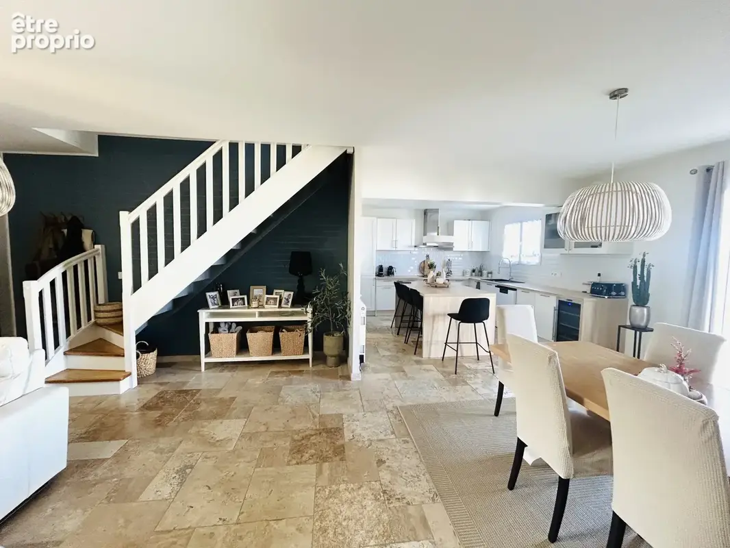 Maison familiale rénovée de 105m2 avec piscine - Grazailles Carcassonne - photo 10