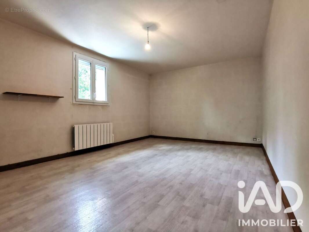 Photo 8 - Maison à LOUVIGNE-DU-DESERT