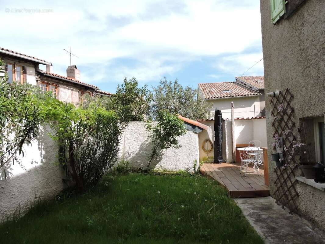 Maison de village prête à être aménagée - photo 13