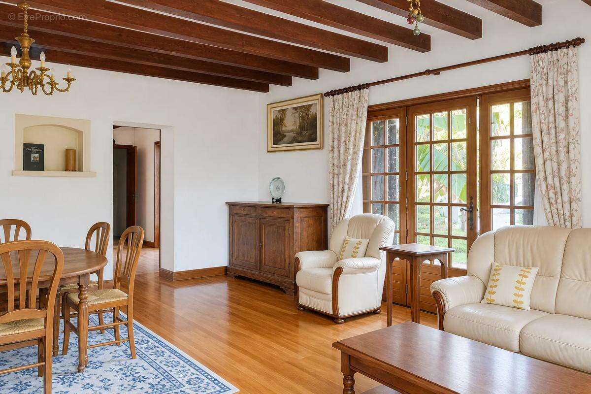Maison de 5 pièces de 169 m² à Montmérac - photo 18