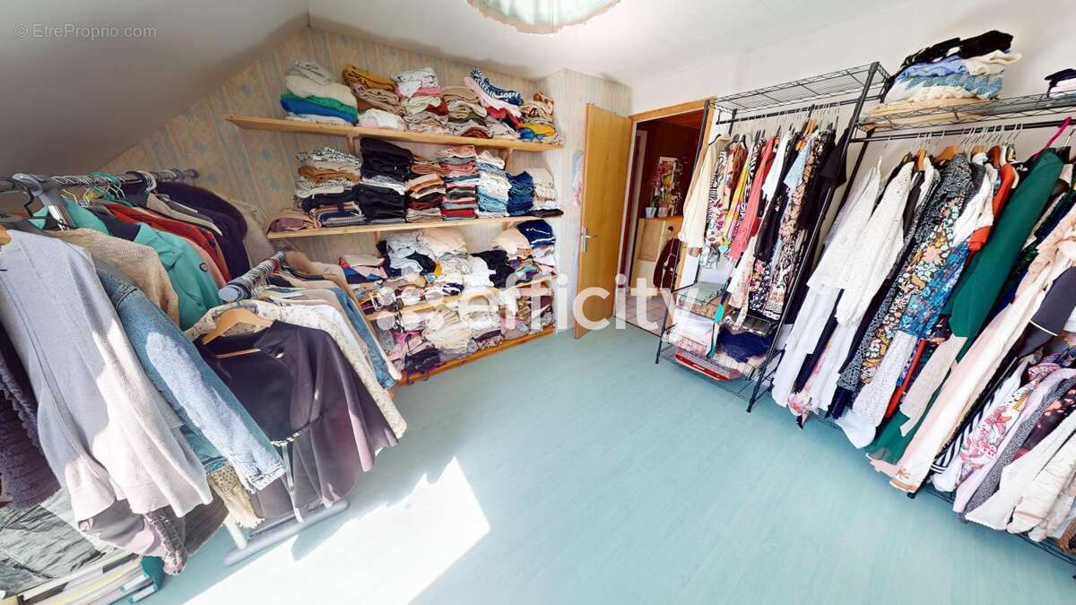 Maison 134 m² à Amagney  - photo 20