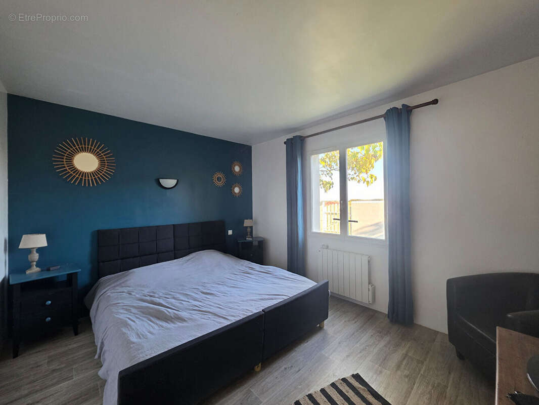 Maison à TONNAY-CHARENTE