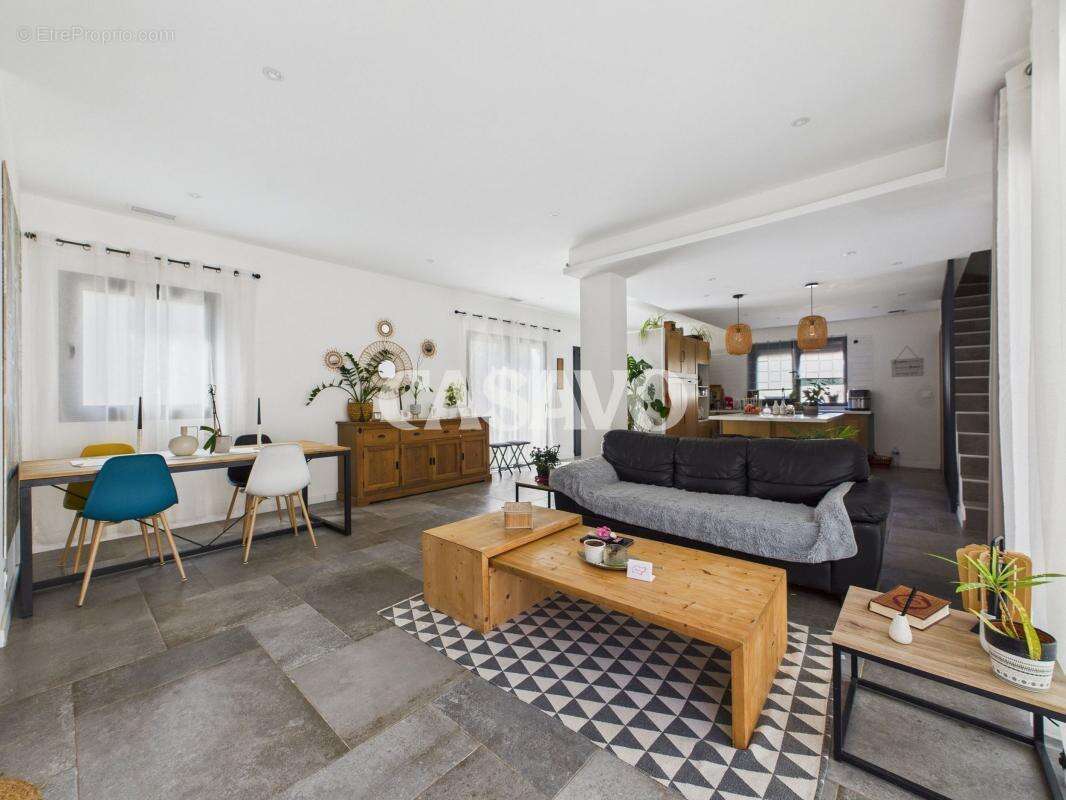 Maison à TRANS-EN-PROVENCE