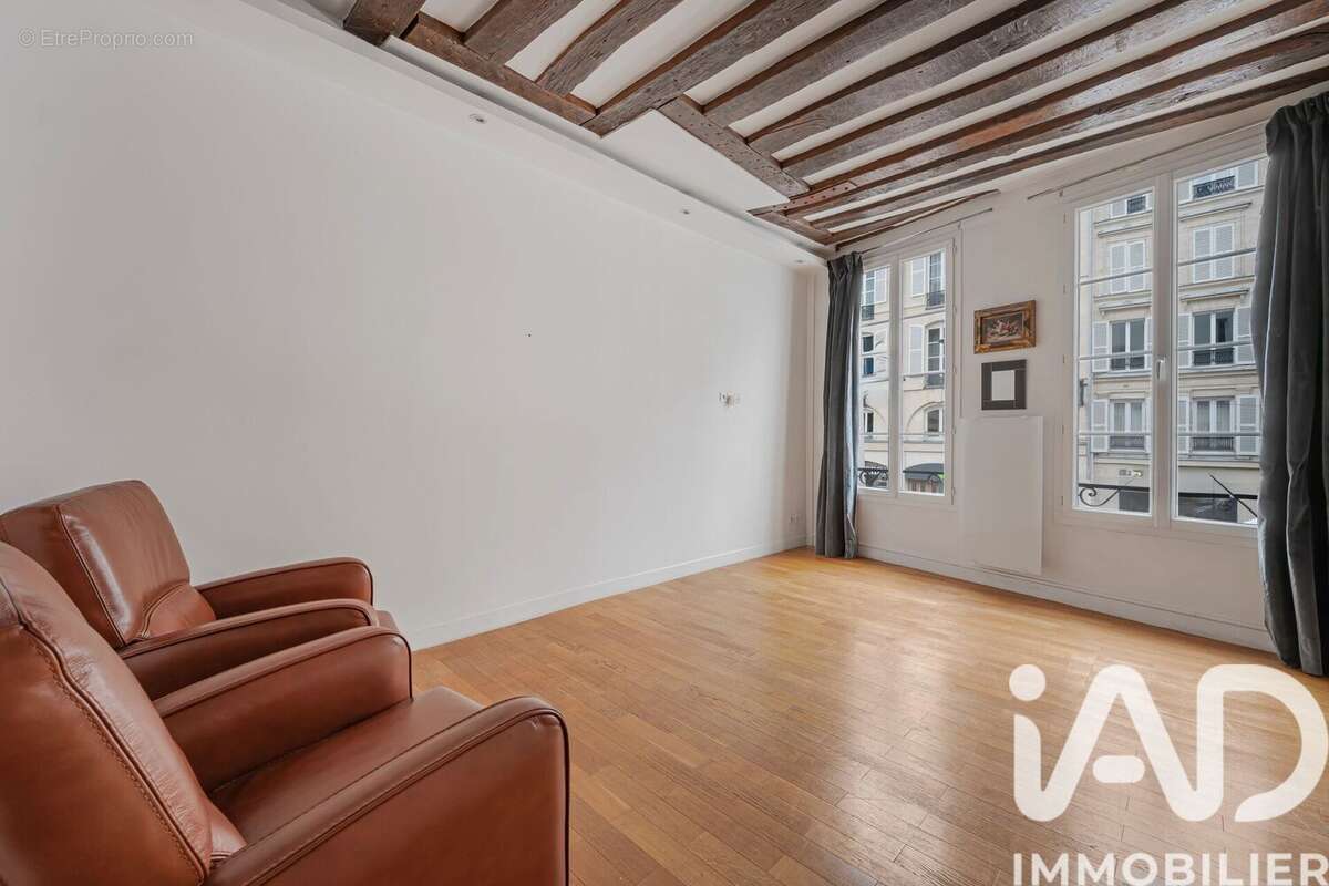 Photo 4 - Appartement à PARIS-4E