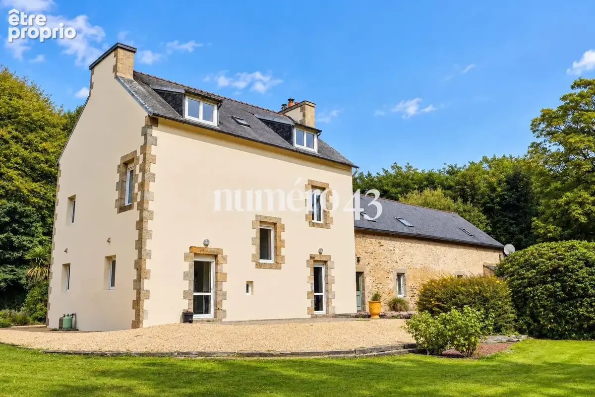 Photo Maison à Landivisiau au prix de 499 900€