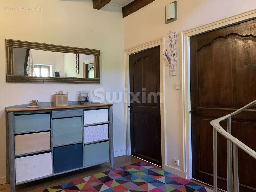 Maison à CULLES-LES-ROCHES