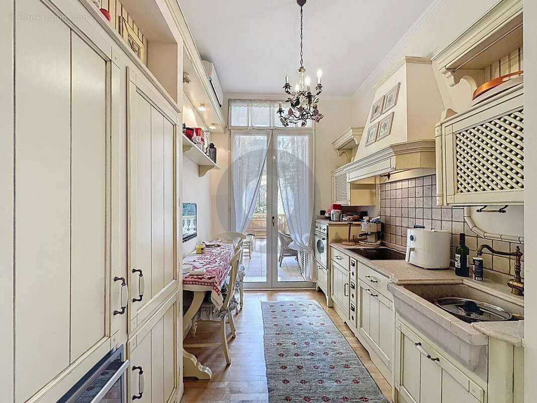 Appartement à MENTON