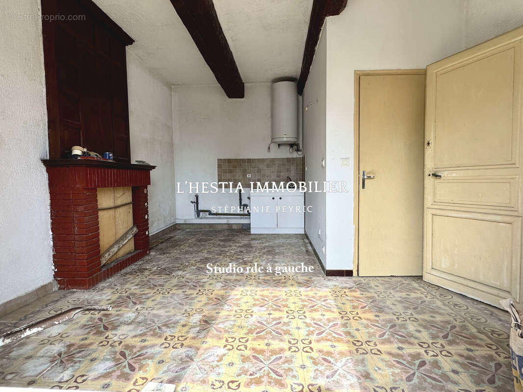 Maison à SORGUES
