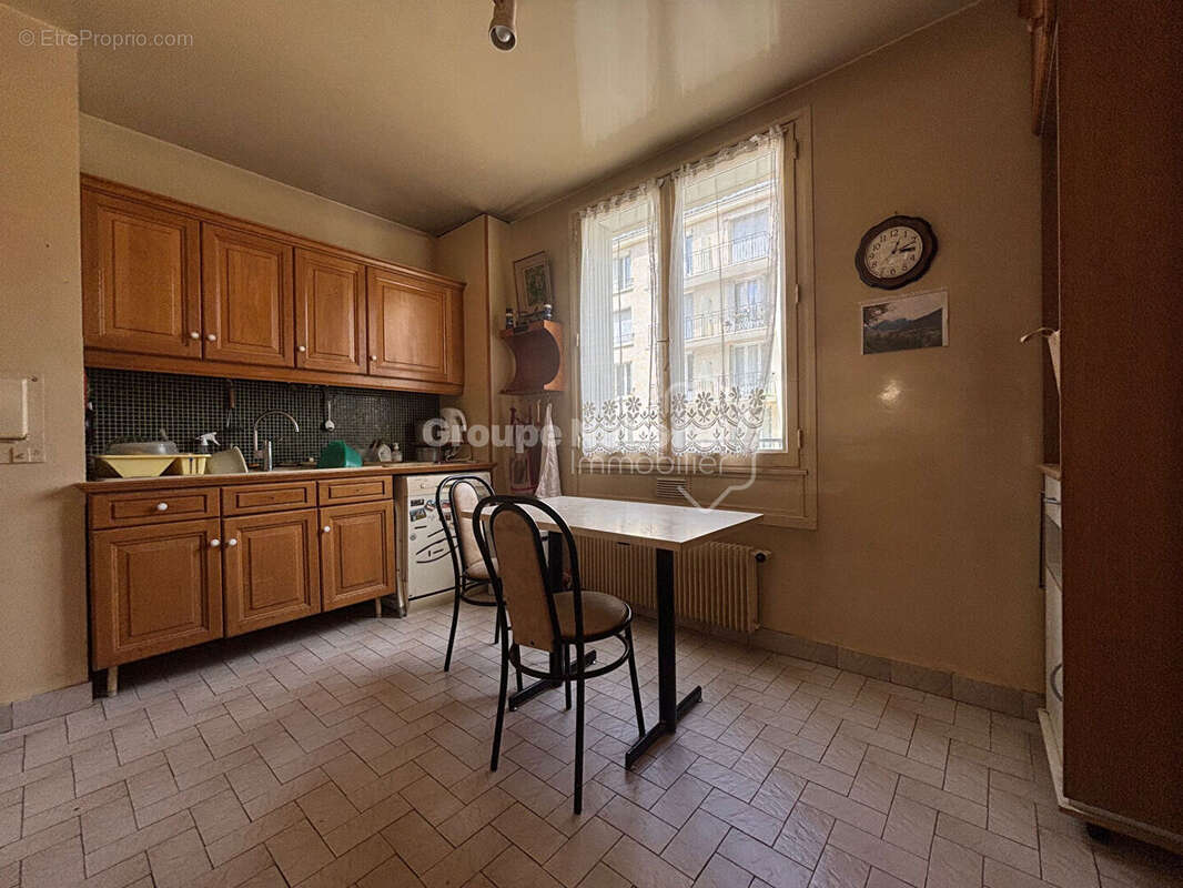 Versailles  La Roseraie - 3 pièce(s) 87.64m2 + 2 Balcons - photo 4