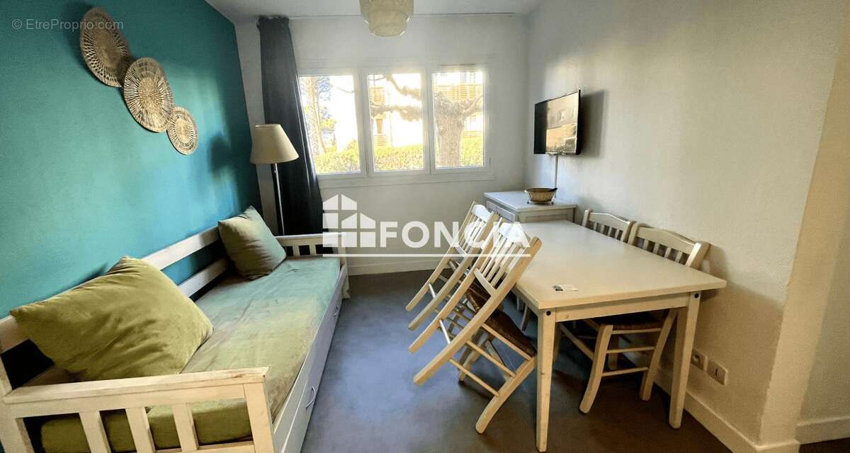 Appartement à LA LONDE-LES-MAURES